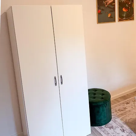 Apartment Modern & Stylish In Dusseldorf